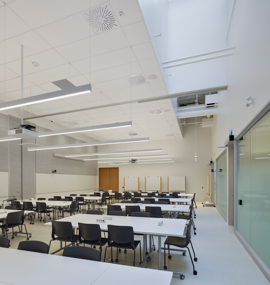 3G-LINIA-Universite-de-lOntario-04